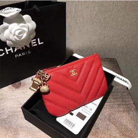 [CHANEL]샤* 참 쉐브론 미니 파우치 A82365-4