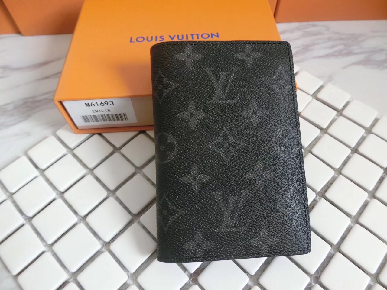 [LOUIS VUITTON]루이** 여권지갑